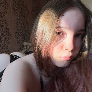 Model - Jane Nichols tattoos