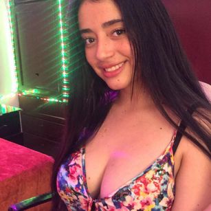 Model - Issabela adolecente