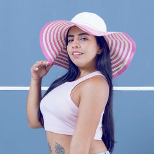 Model - LylaRogers anal