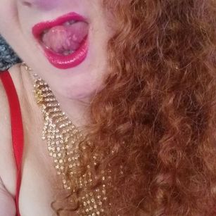 Model - Annie Body milf