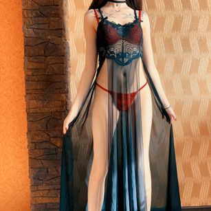 Model - KamilaFoxy pussy