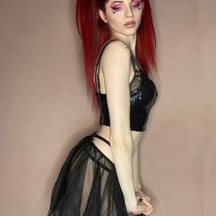 Model - KamilaFoxy cum