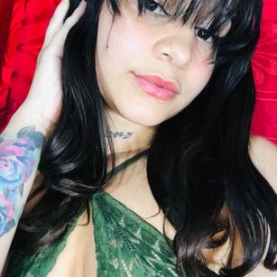 Model - Emily_Hot_ young