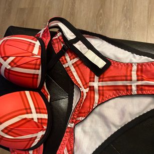 Model - KandyKuntton beautiful