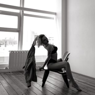 Model - sakura__uwu_ blond