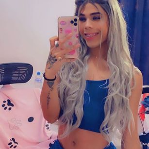 Model - kailysmith suckdildo