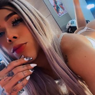 Model - kailysmith niceface