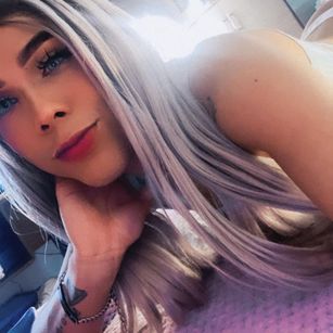 Model - kailysmith nicefeet