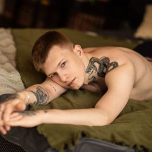 Model - YoureLittleBoy bigass