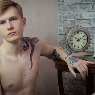 Model - YoureLittleBoy tattoo