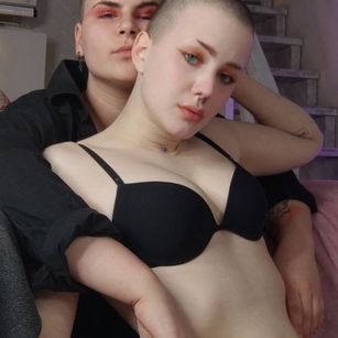 Model - Mistress Lee  Yarhi  Angela femdom