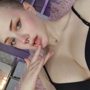 Model - Mistress Lee  Yarhi  Angela joi