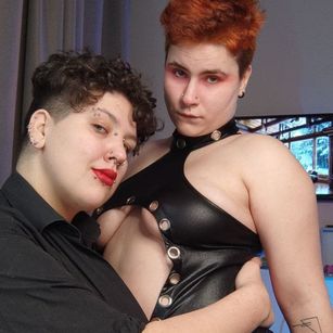 Model - Mistress Lee  Yarhi  Angela kinky