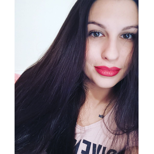 Model - Happiness sexychats