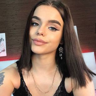 Model - RunawaybabyX LOVENSE