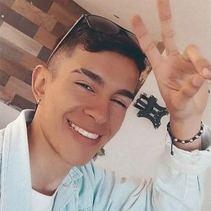 Model - Garret Fautzi horny