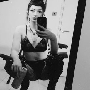 Model - Twisted Lily humiliation