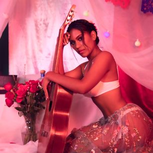 Model - Milly Lake exotic