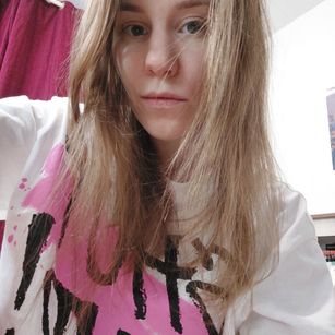 Model - LianaMiller gfe