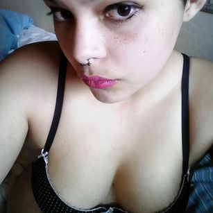 Model - lovelypetgirl 3