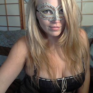 Model - MissteryMama 8