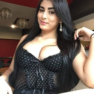 Model - Isabella Rouse bigass