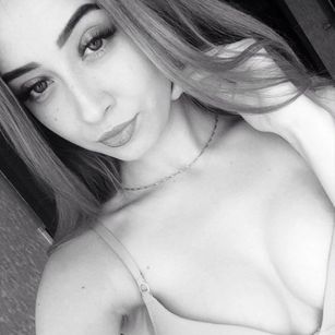 Model - Lily_Syrus doggi