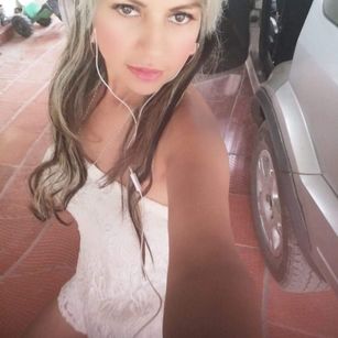 Model - Oriana Tetas