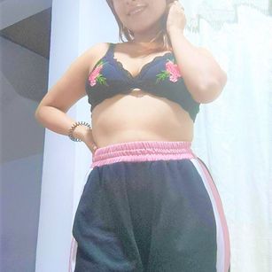 Model - Flowertasty Funny