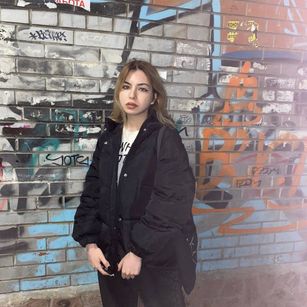 Model - tracy_sea lips