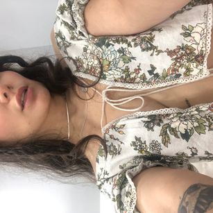 Model - MILA KOSLOV latina