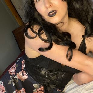 Model - Alice Darling machine