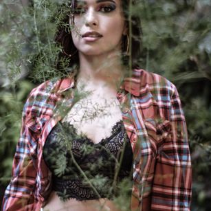 Model - Azia Collens culo