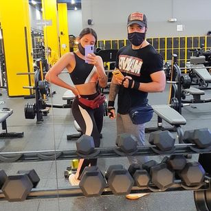 Model - Camila y Andy Latinos