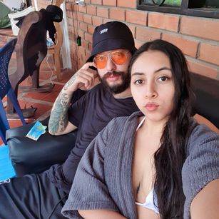 Model - Camila y Andy submissive