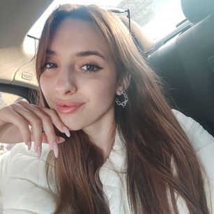 Model - Marianna_Mistress striptease