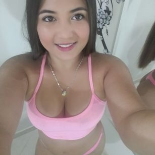 Model - Kathy Queen latin