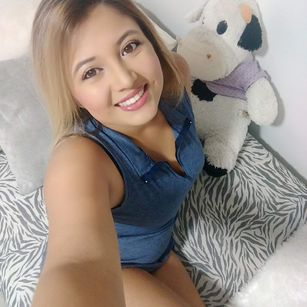 Model - Kathy Queen happy