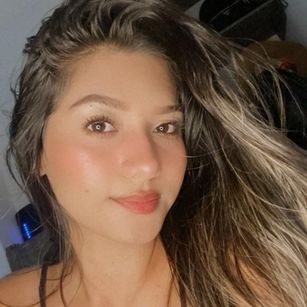 Model - karla colombia