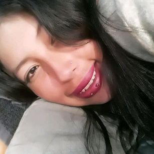 Model - Emily Paige joi