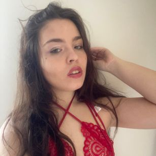 Model - BELLA WILDER femdom roleplay dildo show sph