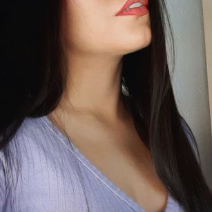 Model - neni chicacaliente