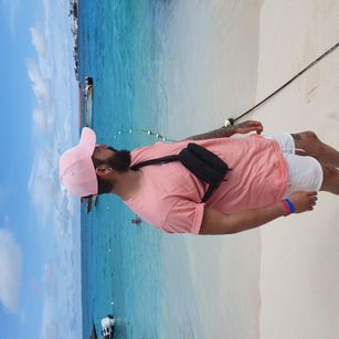 Model - Camila y Andy humillation