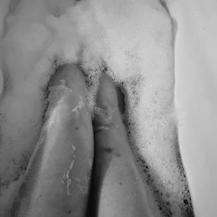 Model - Topsy Wilde joi