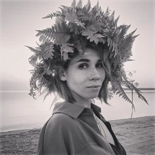 Model - Kelly petite