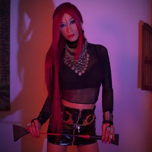 Model - esmeraldalips orgasm