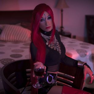 Model - esmeraldalips sex