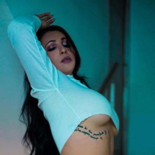 Model - Amber.Simons feet