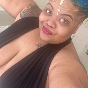 Model - krazykittykc findom