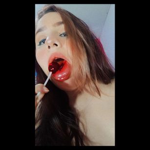 Model - VALERY SOFIA dildo